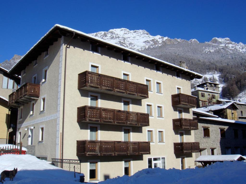 Casa Stefano E Lucia Aparthotel Bormio Exterior photo
