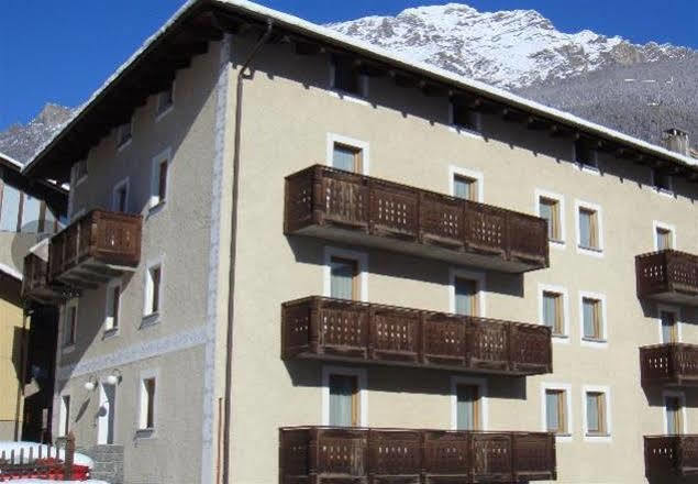 Casa Stefano E Lucia Aparthotel Bormio Exterior photo