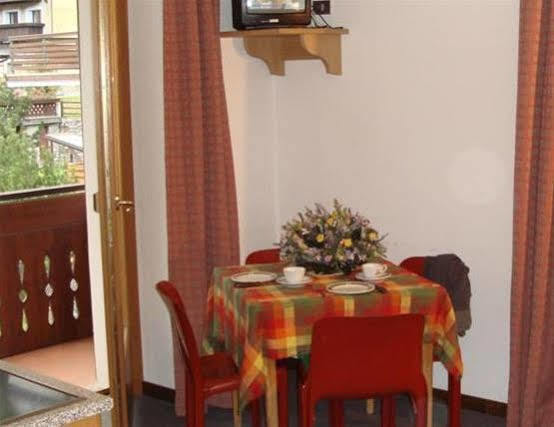 Casa Stefano E Lucia Aparthotel Bormio Exterior photo